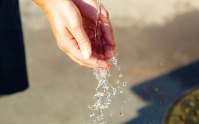 Aider à l’accès à l’eau potable dans le monde : quelles solutions ?
