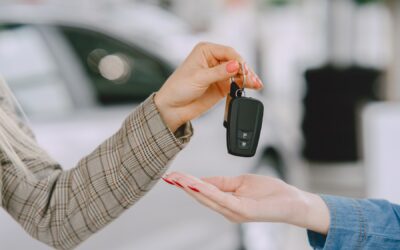 Carte grise pas au nom du vendeur : ce que tout acheteur doit absolument savoir avant de signer
