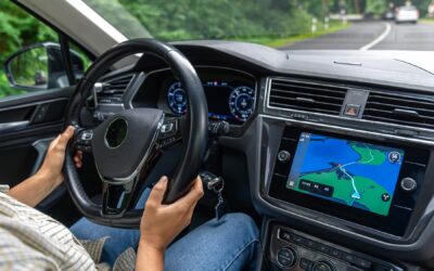 Autoradio GPS : comment bien le choisir pour moderniser votre tableau de bord